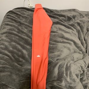 Alo Leggings